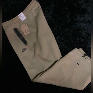 Nike Tech Light Olive Mens Performance Sweatpants Size XXL